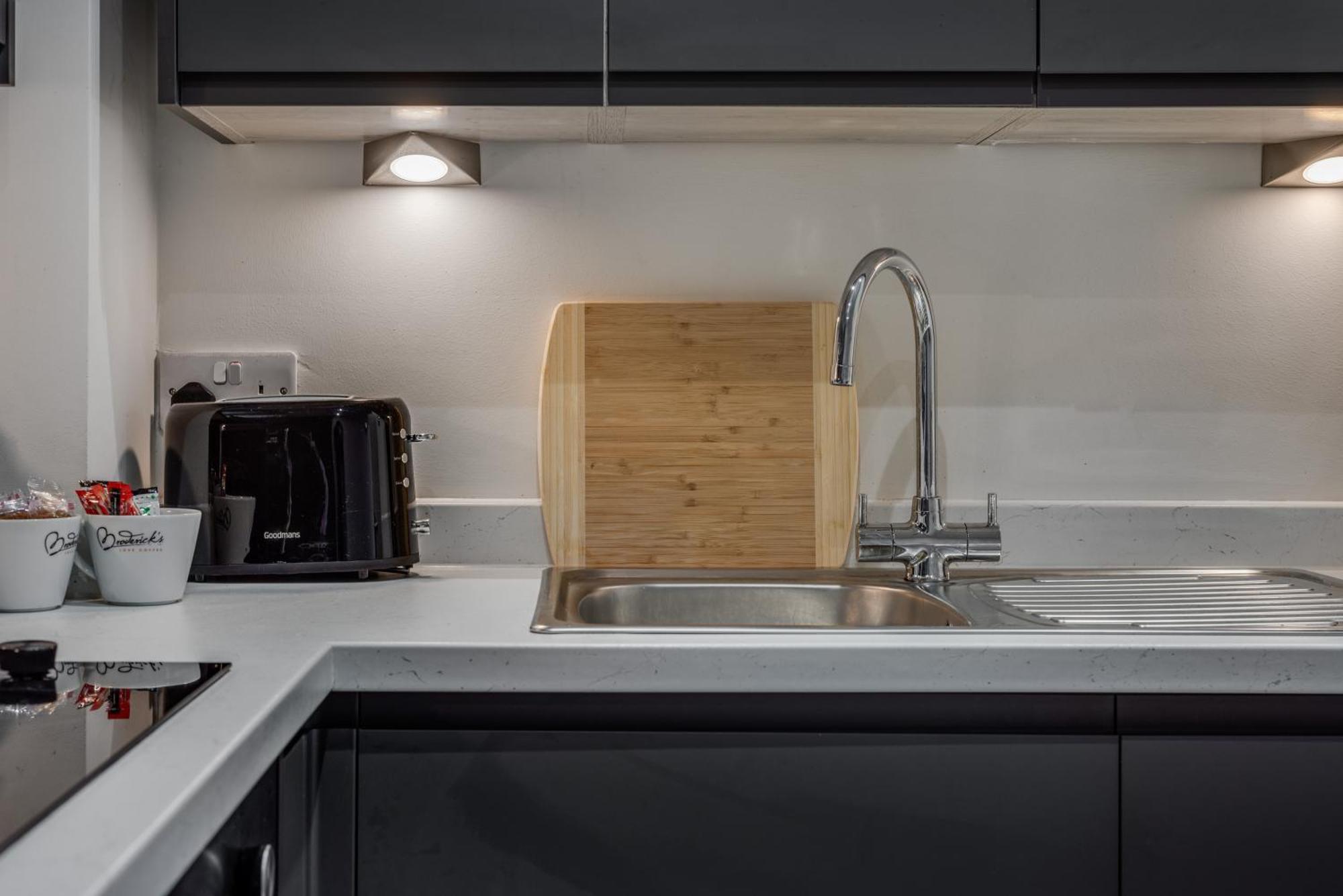 Appartement Huge Long Offers! Lux City-edge Stay! Perfect For Business & Leisure *